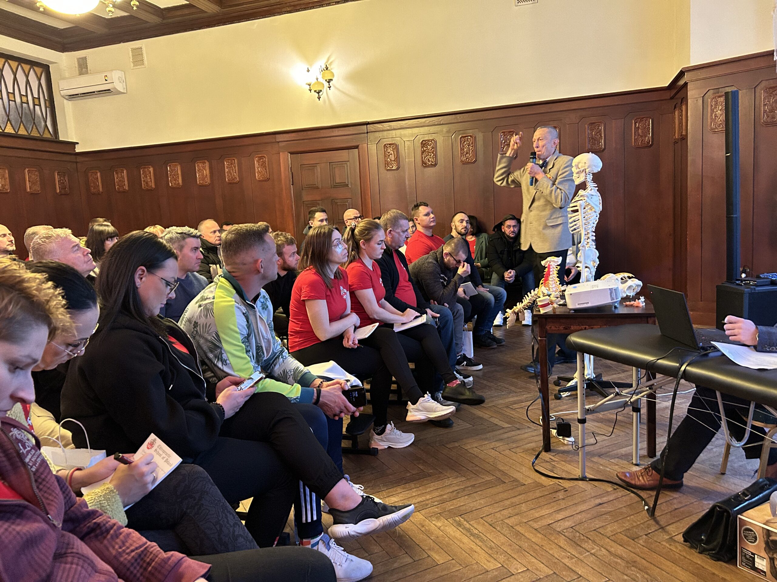 Praktyczne zajęcia chiropraktyczne w Chiropractic School of Poland